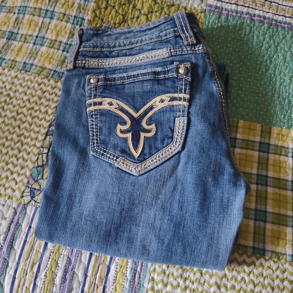 Size 32 Rock Revival Denisa fit
